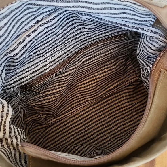 CLEA RAY UPCYCLED MILITARY TENT CANVAS AND LEATHER CROSSBODY BAG - Picture 8 of 14